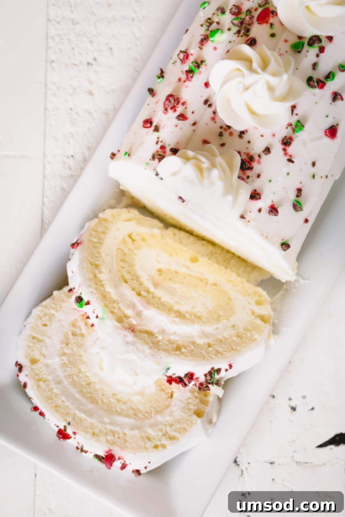 Enchanted White Swirl 1 featured 21595