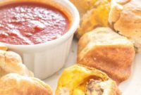 Simple 4-Ingredient Meatball Pull-Apart Bread