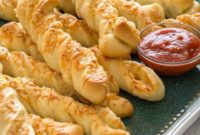 Crispy Garlic Breadsticks