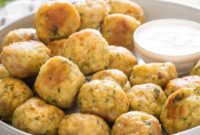 Succulent Bacon Chicken Meatballs with Creamy Dip