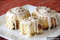 Spiced Pumpkin Cinnamon Rolls