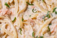 Creamy Smoked Salmon Fettuccine Alfredo