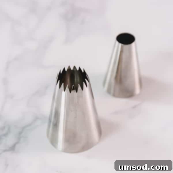 Foolproof Pumpkin Pie 7 Wilton Star Piping Tip for decorating with whipped cream.