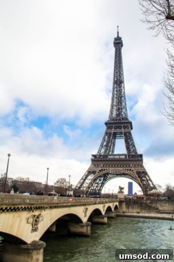 Paris Travel Photo Journal: Iconic Eiffel Tower at Sunset