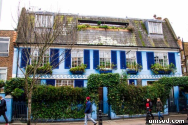 Colorful Houses in Notting Hill, London